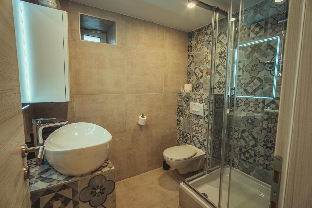 אוסילק Apartmani Infinity מראה חיצוני תמונה